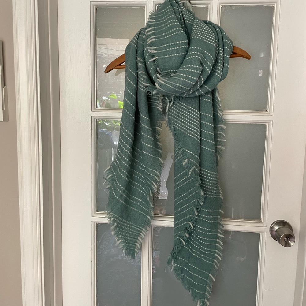 Wrap scarf